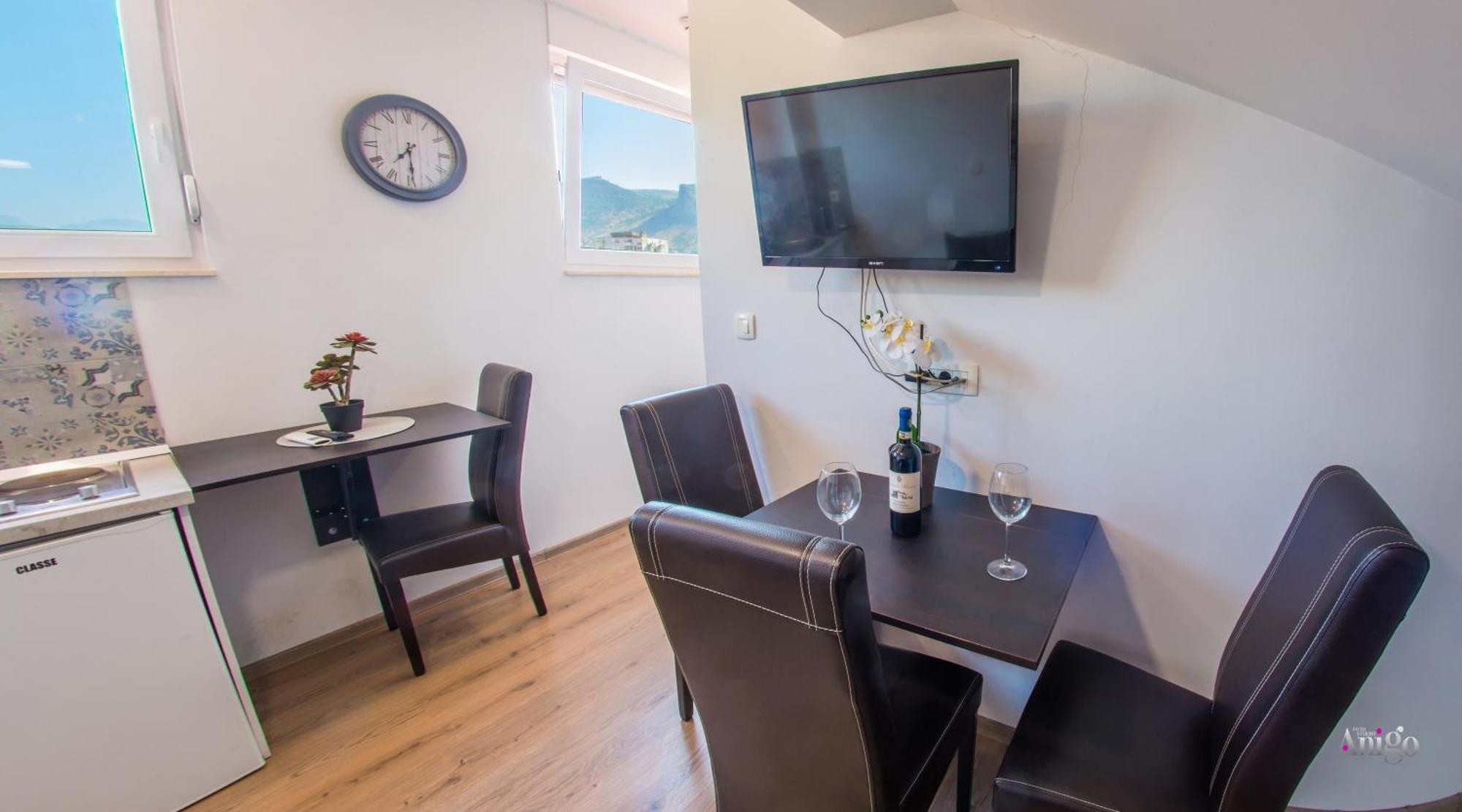 Apartments Enigma - With Private Parking Мостар Екстер'єр фото