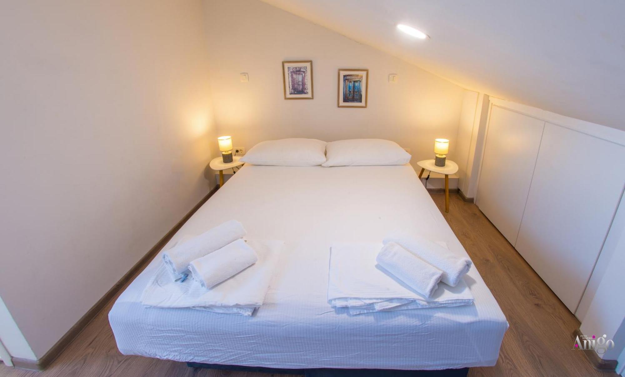 Apartments Enigma - With Private Parking Мостар Екстер'єр фото