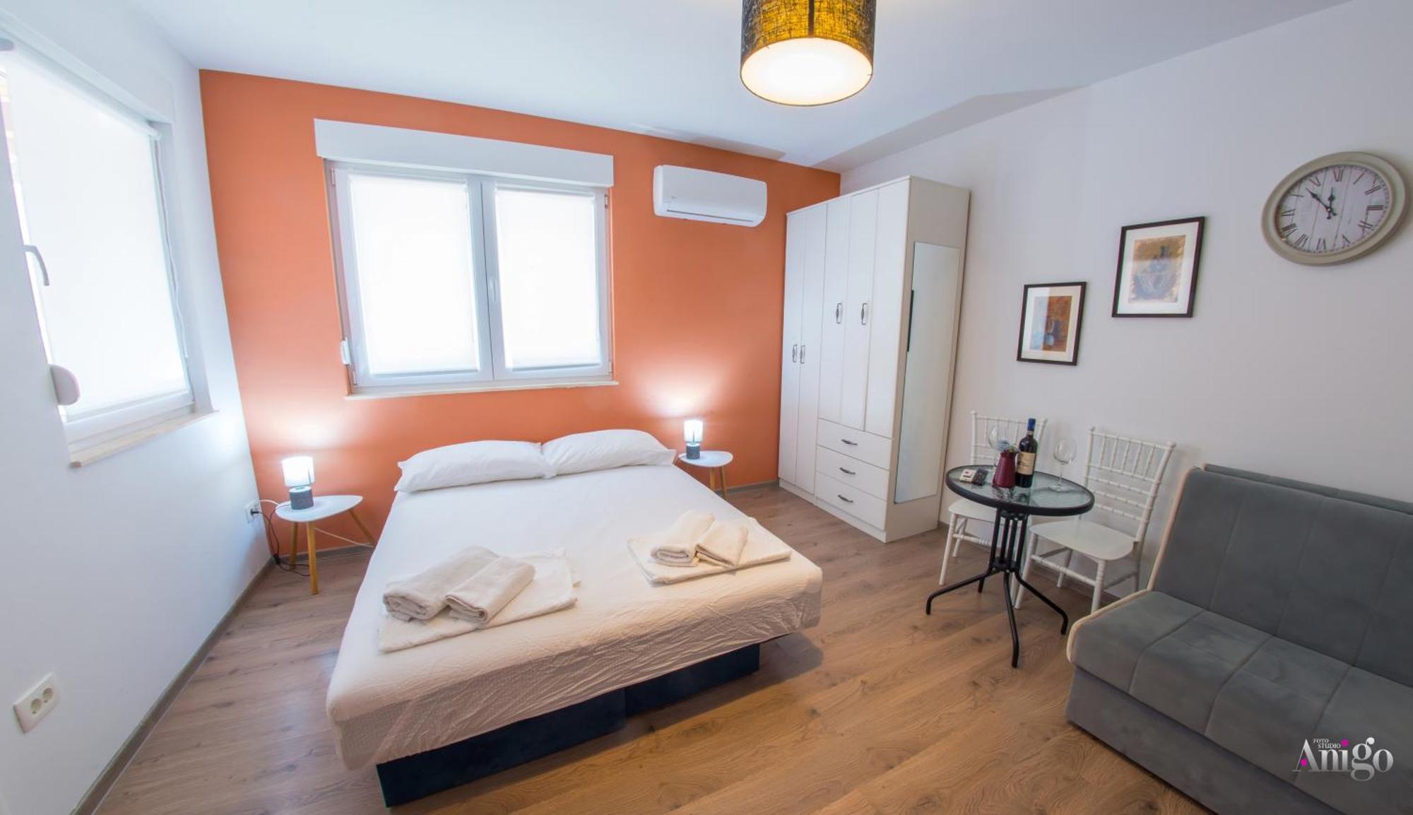 Apartments Enigma - With Private Parking Мостар Екстер'єр фото