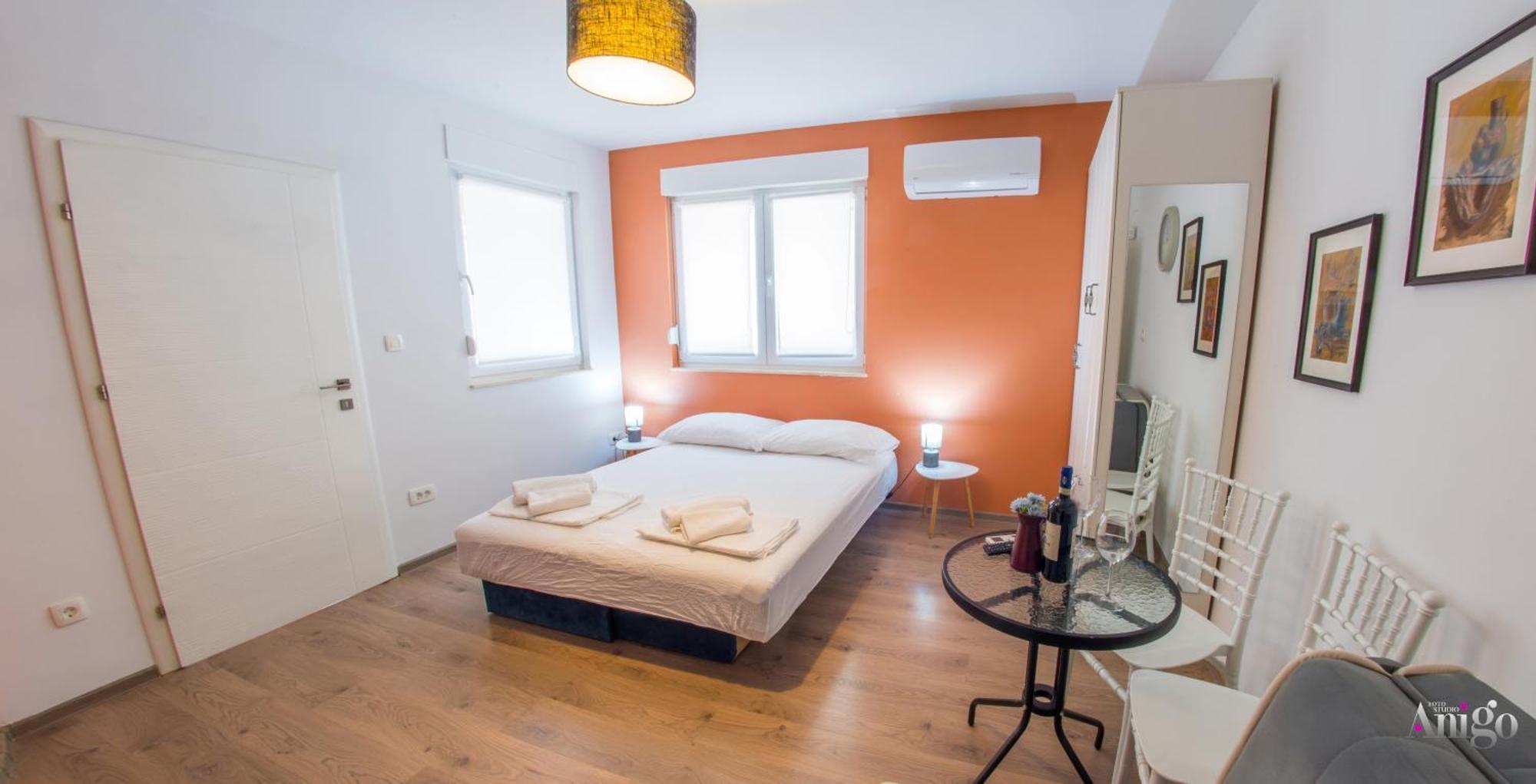 Apartments Enigma - With Private Parking Мостар Екстер'єр фото